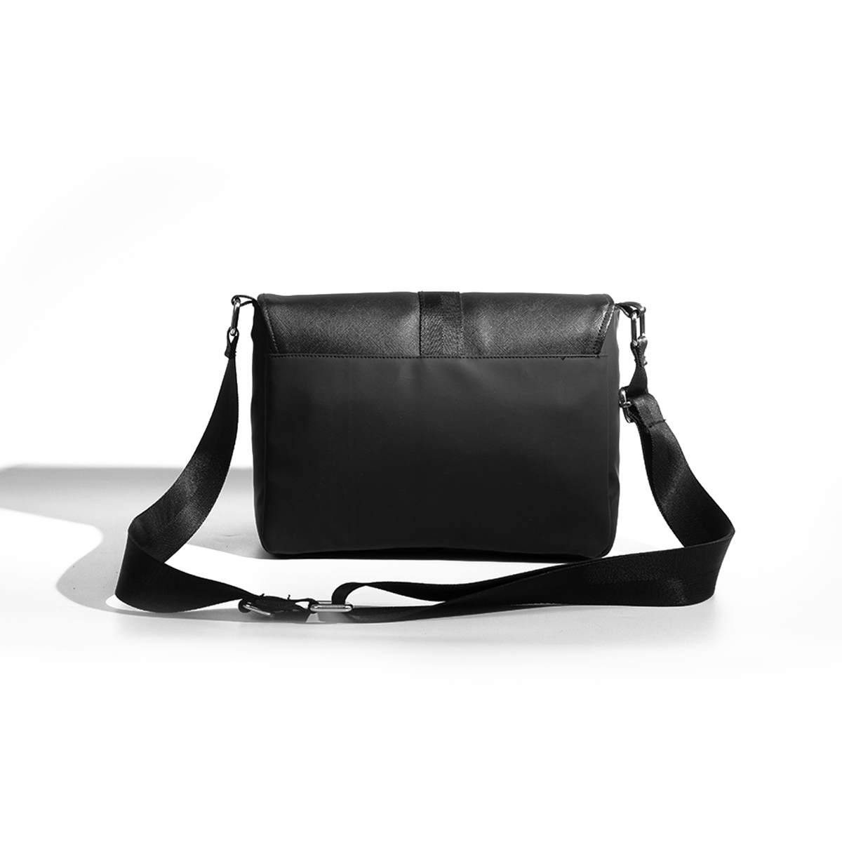 Saga Sling Bag