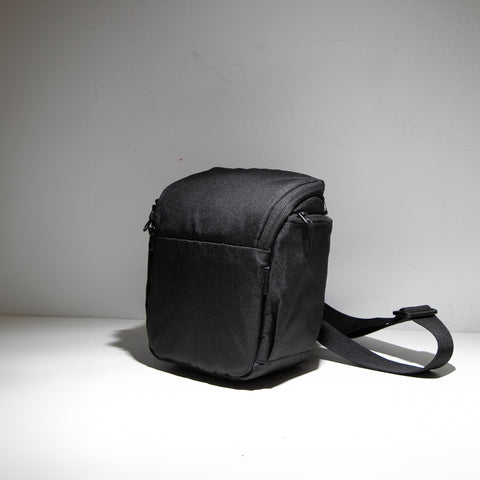 LARVAE 2.0 CAMERA SLING BAG - SAMPLE SALE-Tas Kamera-KEE INDONESIA